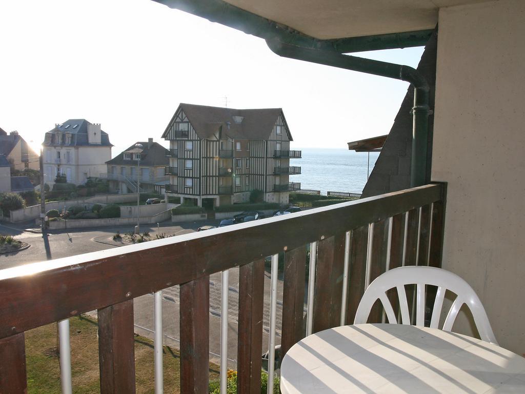 Apartment Cap Cabourg-19 By Interhome Room photo